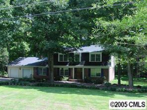 901 Reverdy Ln., Charlotte, NC 28105