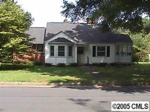 126 E Stewart Ave., Mooresville, NC 28115
