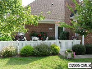 7425 Hurstbourne Green Dr., Charlotte, NC 28277