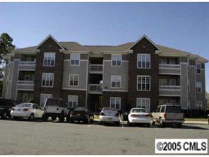 9749 Campus Walk Ln. #G, Charlotte, NC 28262