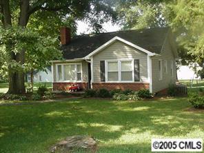 107 Crestview Dr., Belmont, NC 28012