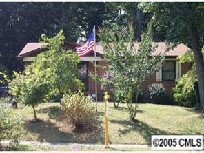 1524 Lanewood Pl., Charlotte, NC 28208