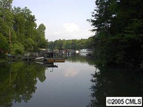 8231 Lymnos Ln., Sherrills Ford, NC 28673