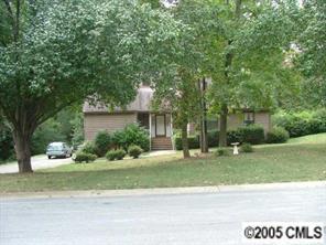 6301 Deep Forest Dr., Charlotte, NC 28214