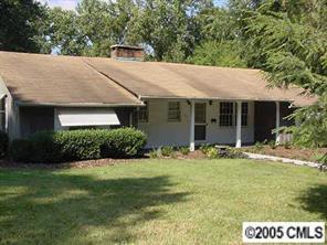 313 Oakhurst Rd., Statesville, NC 28677