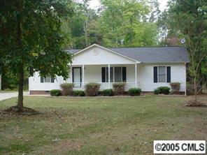 1610 Carolina Cir., Gastonia, NC 28054