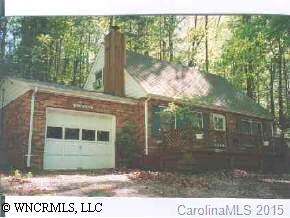 123 Glendale Ave, Hendersonville, NC 28739