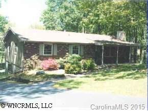 224 Dundeve Circle, Hendersonville, NC 28792