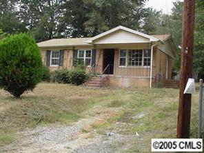 2806 Mary Ave., Gastonia, NC 28052