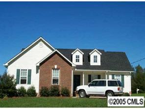 1502 Stonesthrow Dr., Bessemer City, NC 28016