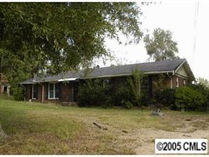 2024 Breezewood Dr., Charlotte, NC 28262