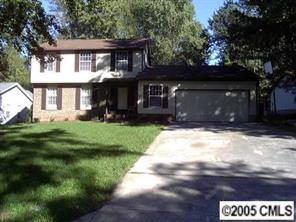 6825 Honey Hurst Ln., Charlotte, NC 28212