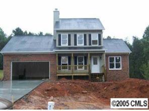 5325 Winding Oak Dr., Hickory, NC 28602