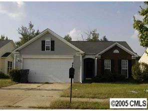 1625 Oakdale Green Dr., Charlotte, NC 28216