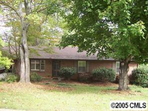1058 NW 17th Ave., Hickory, NC 28601