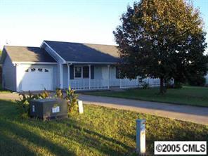 118 Candlestick Dr., Statesville, NC 28625