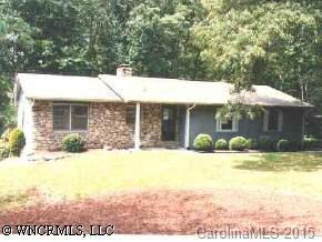 24 Chippendale Drive, Horse Shoe, NC 28742