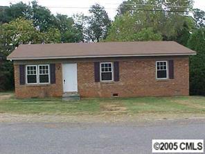 957 Hull St., Statesville, NC 28677