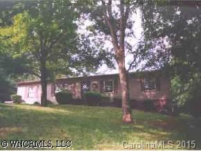 112 Amelia Drive, Hendersonville, NC 28792