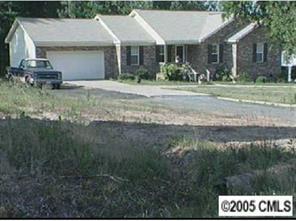 13124 Homewood Dr., Charlotte, NC 28262