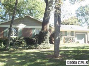 1901 Wedgedale Dr., Charlotte, NC 28210