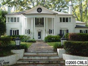 1930 W Queens Rd., Charlotte, NC 28207