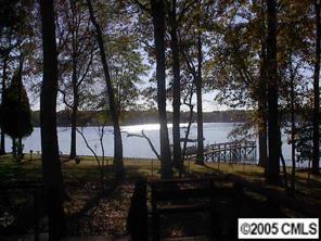 4615 Enoch Dr., Sherrills Ford, NC 28673