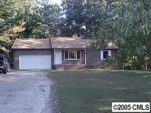 115 Blueberry Ln., Statesville, NC 28677