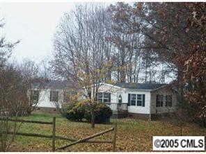 245 Fieldcrest Dr., Statesville, NC 28677