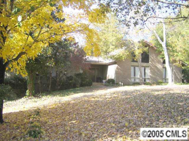 4631 Carmel Valley Rd., Charlotte, NC 28226