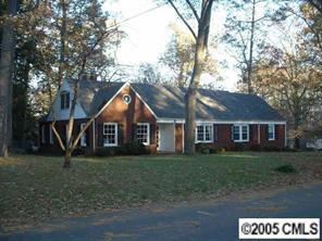 815 E Park Dr., Lincolnton, NC 28092