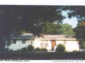 20 Lake Dr, Hendersonville, NC 28739