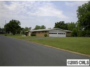 110 Ferry Ave., New London, NC 28127