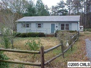 132 Ruthaven Dallas Dr., Bessemer City, NC 28016