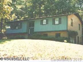 6 Williamson Rd, Horse Shoe, NC 28742