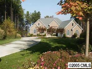 2075 Northview Harbour Dr., Sherrills Ford, NC 28673