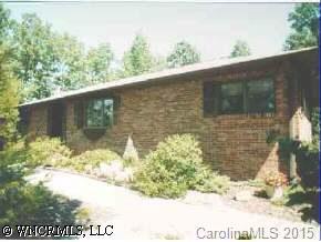 63 Deer Run, Hendersonville, NC 28739