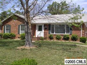 1917 Bentley Pl., Charlotte, NC 28205