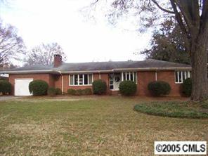 2837 Sharon Rd., Charlotte, NC 28211