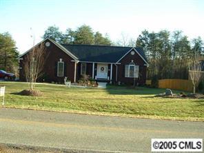 7775 Lynwood Ln., Sherrills Ford, NC 28673