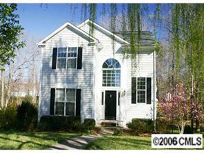 8404 Woodford Bridge Dr., Charlotte, NC 28216