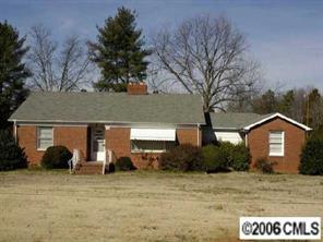 1734 Toddville Rd., Charlotte, NC 28214
