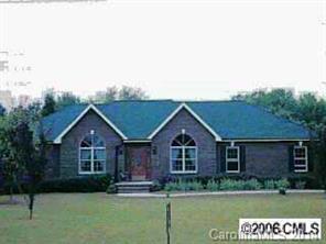 132 Aqua Dr., Mooresville, NC 28117