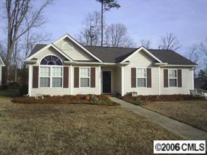 5909 Blue Oaks Ct., Charlotte, NC 28214