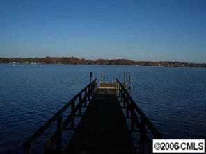 7729 Harbor Ln., Denver, NC 28037