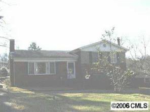 1810 E Sandhurst Dr., Charlotte, NC 28205