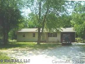 1 Whittaker Rd, Mountain Home, NC 28758