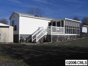 120 Grandview Dr., New London, NC 28127