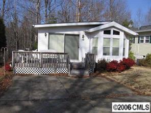 108 Walnut Cir., New London, NC 28127