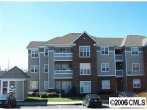 9849 Campus Walk Ln. #J209, Charlotte, NC 28262